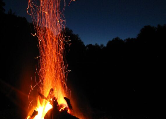 blaze bonfire campfire dark